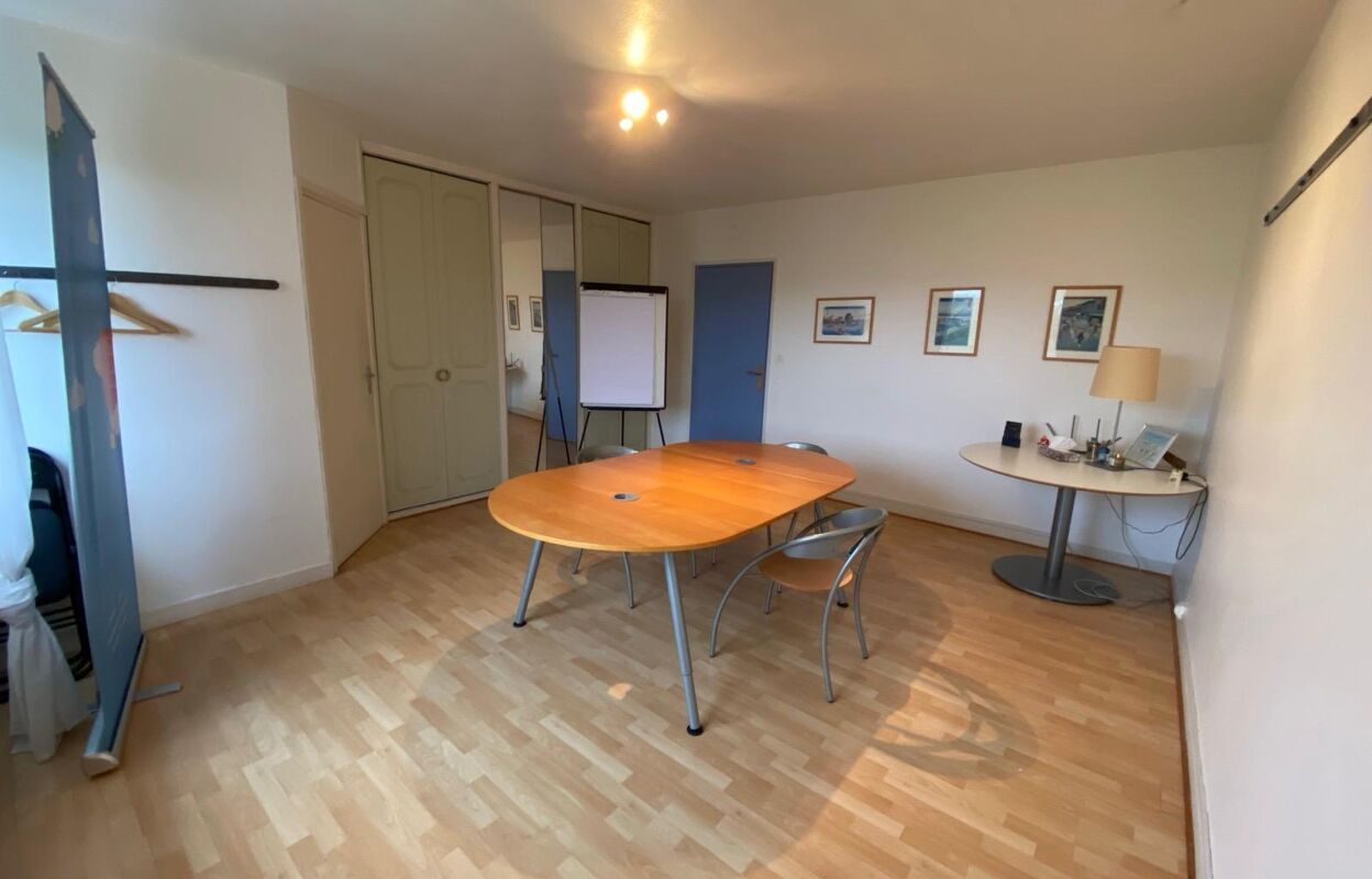 bureau 3 pièces 48 m2 à louer à Saint-Pol-sur-Mer (59430)