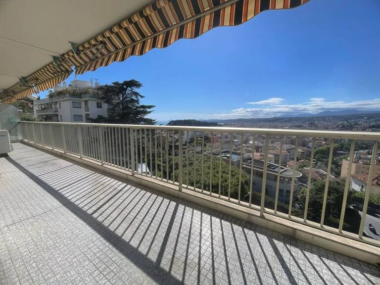 4/5 PIECES-TERRASSE-PARKING-MONT BORON — photo 1