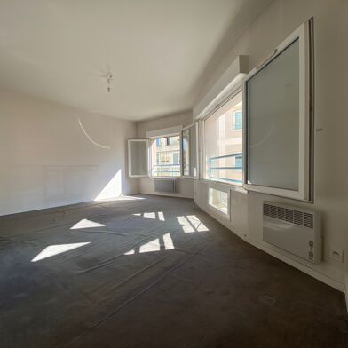 Appartement 3 pièces 136740 €