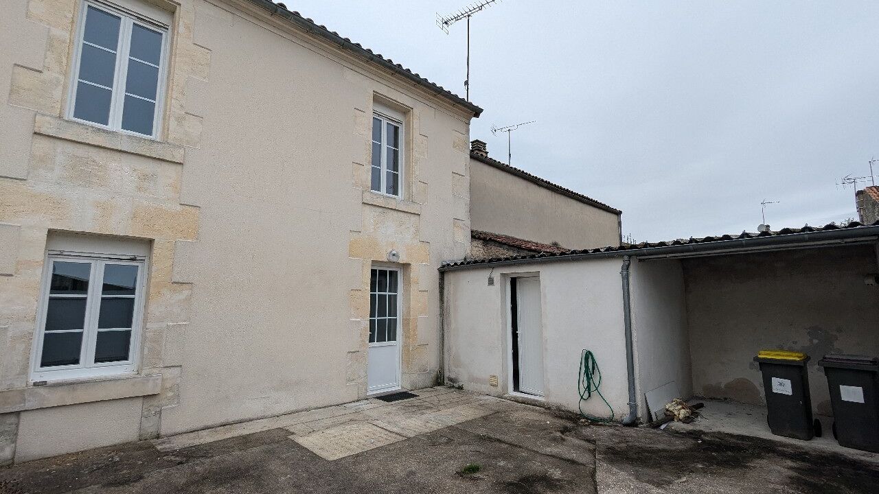 maison 3 pièces 52 m2 à louer à Cognac (16100)