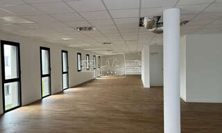 Bureau  305 m² à louer à Haute-Goulaine (44115)