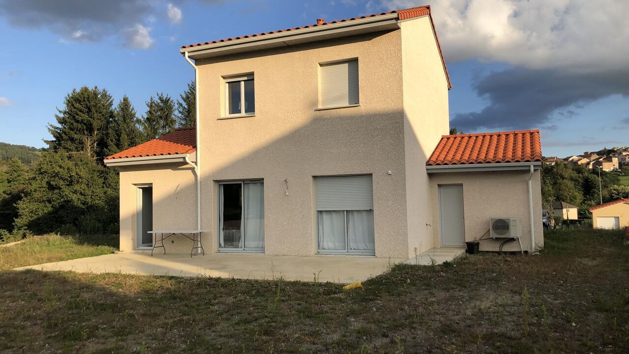 maison 4 pièces 94 m2 à vendre à Thizy-les-Bourgs (69240)