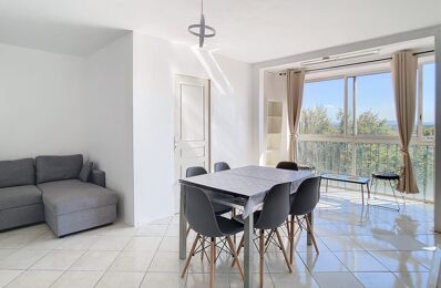 location appartement 400 € CC /mois à proximité de Sauveterre (30150)