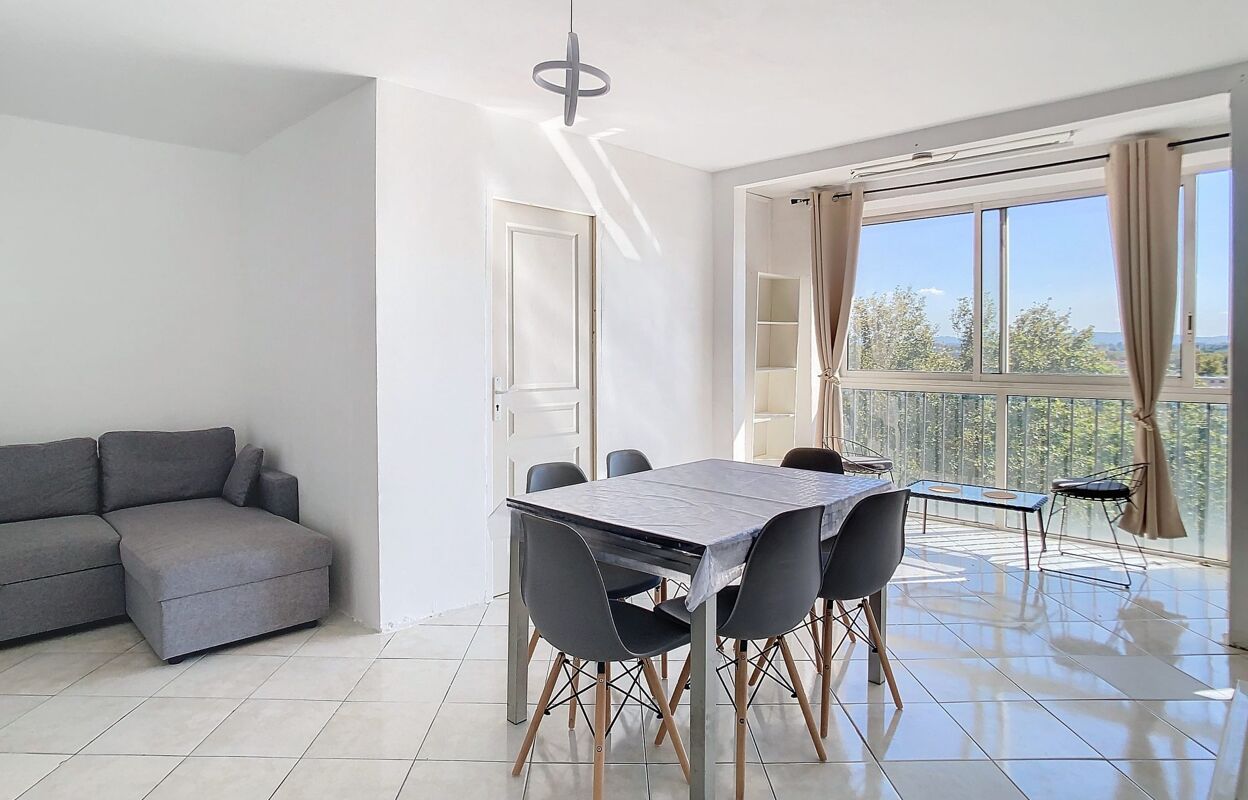 appartement 4 pièces 70 m2 à louer à Avignon (84000)