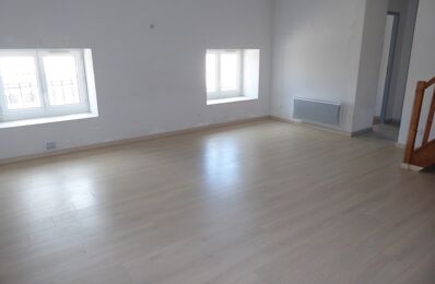 location appartement 497 € CC /mois à proximité de Saint-Maurice-d'Ardèche (07200)