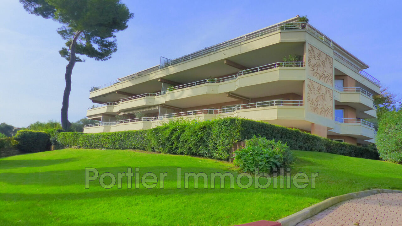 appartement 5 pièces 131 m2 à louer à Antibes (06600)