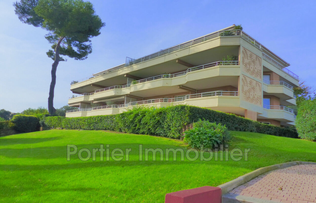 appartement 5 pièces 131 m2 à louer à Antibes (06600)