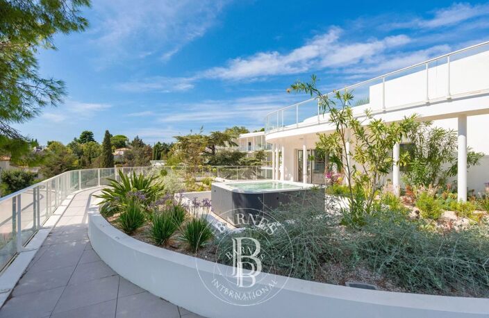 Vente - Marseille 13008 - Carré d'Or - Appartement d'Exception - — photo 4