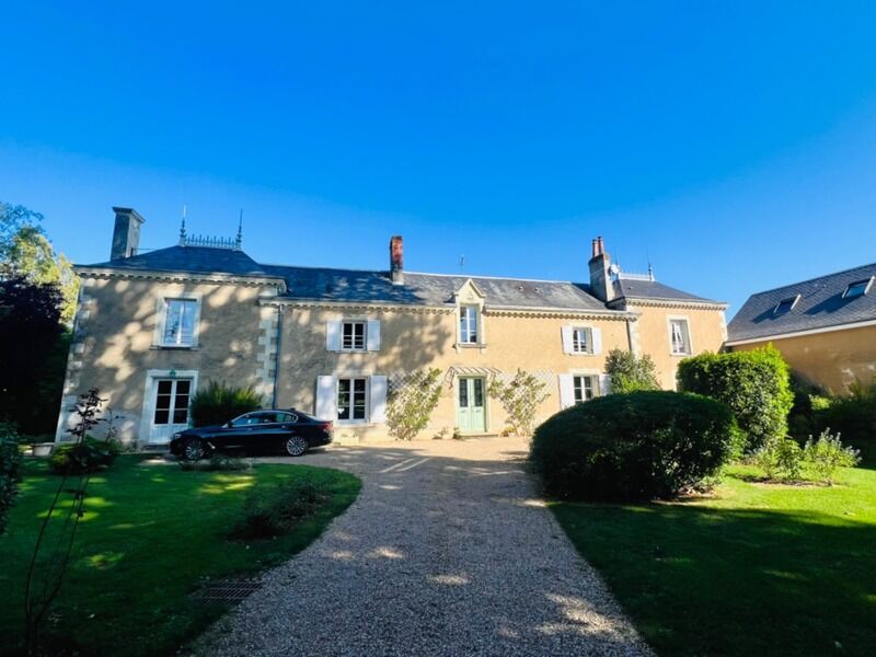 Villa / Maison 8 pièces  à vendre Châtellerault 86100