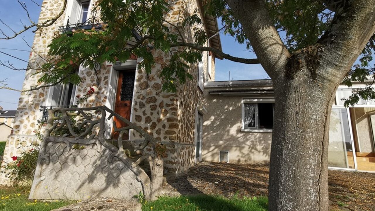 maison 3 pièces 87 m2 à vendre à Bessé-sur-Braye (72310)