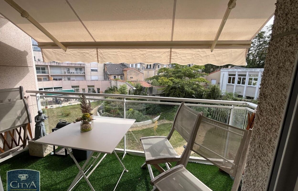 appartement 2 pièces 50 m2 à vendre à Poitiers (86000)