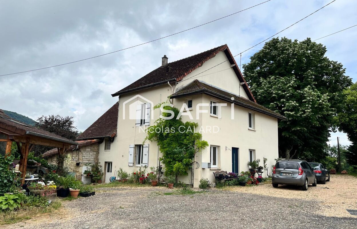 maison 4 pièces 160 m2 à vendre à Beaufort (39190)