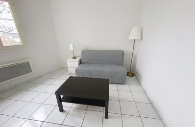 location appartement 500 € CC /mois à proximité de Thilouze (37260)