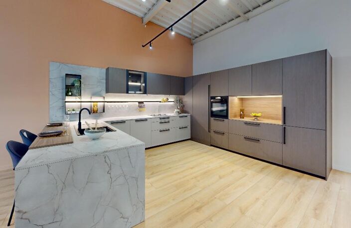 Local commercial / professionnel 255 m² – Saint-Genest-Lerpt — photo 4