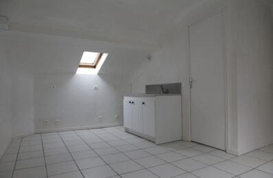 location appartement 304 € CC /mois à proximité de Saint-Nabord (88200)