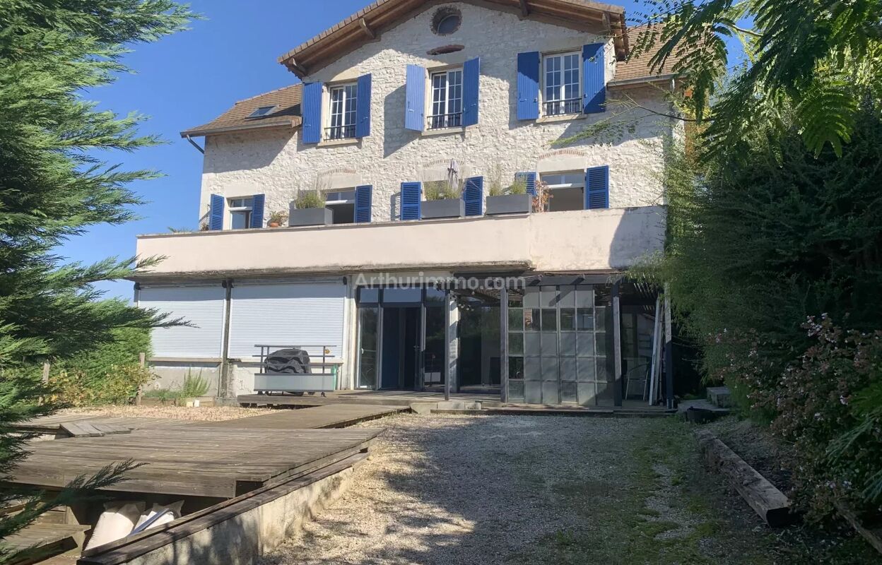 maison 6 pièces 270 m2 à vendre à Corbelin (38630)