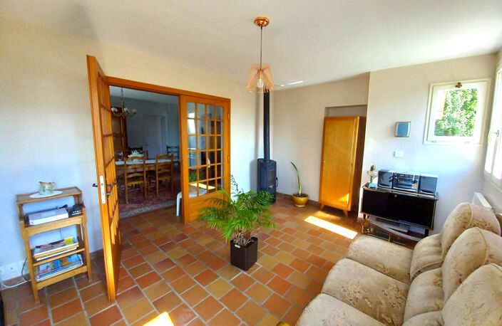 MAISON FAMILIALE - SAINT DYE SUR LOIRE — photo 3