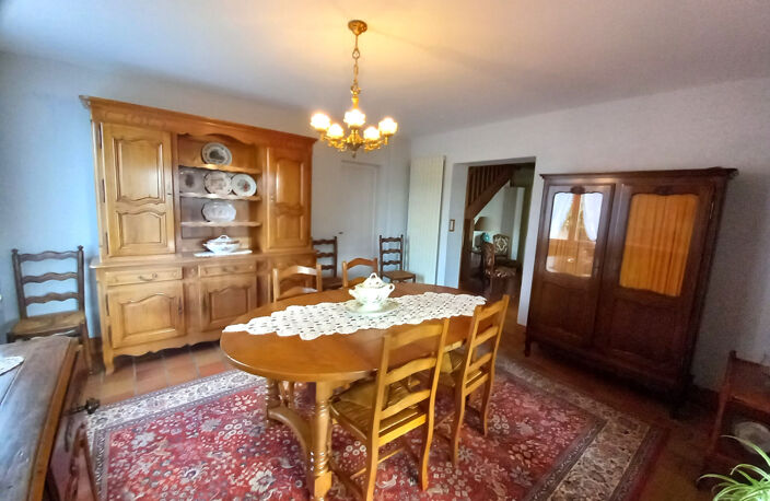 MAISON FAMILIALE - SAINT DYE SUR LOIRE — photo 4