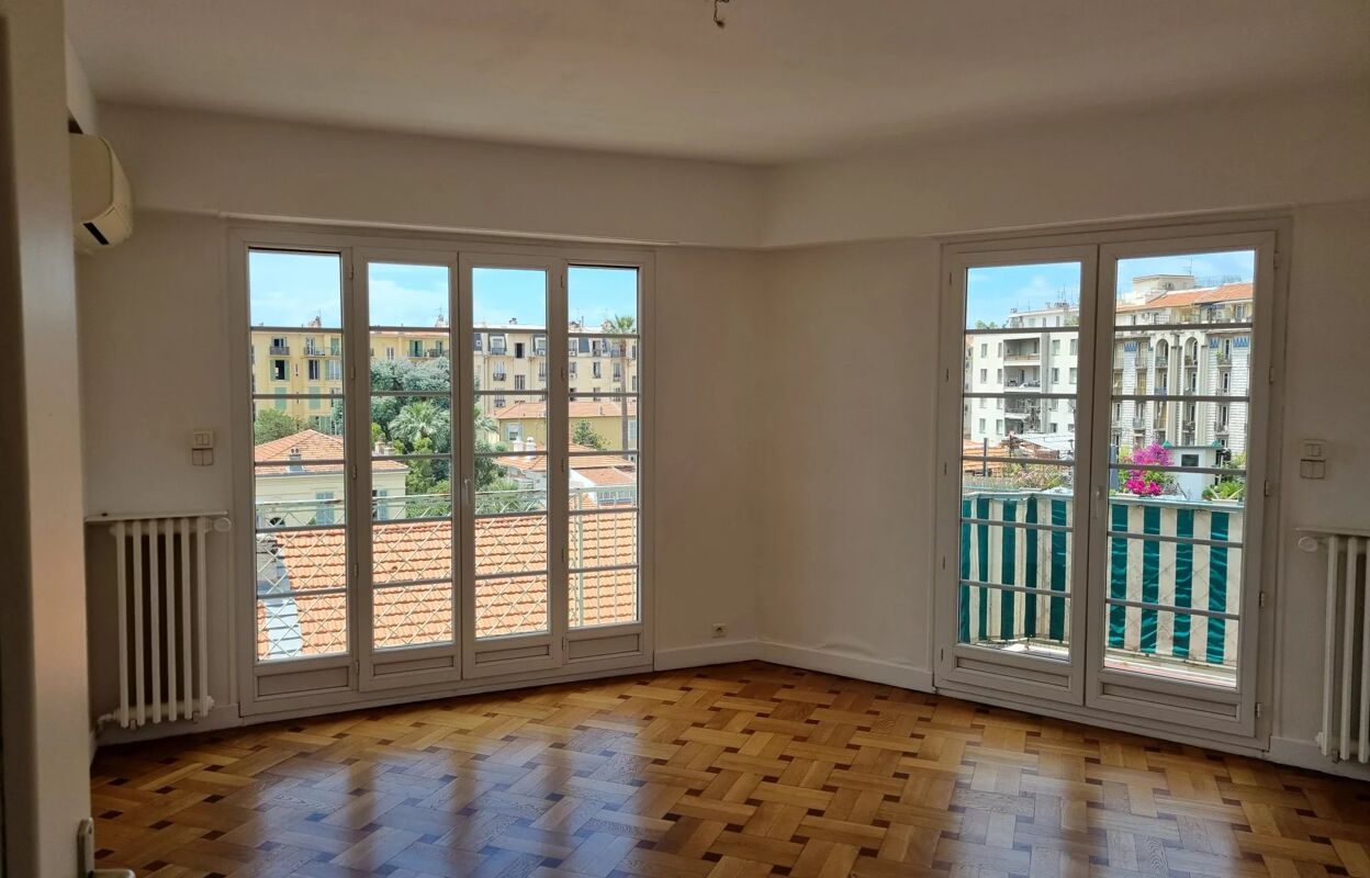 appartement 2 pièces 53 m2 à louer à Nice (06100)