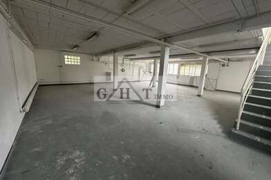 Local industriel  780000 €