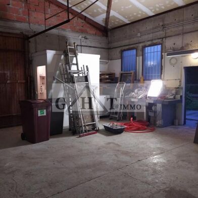 Local industriel  625000 €