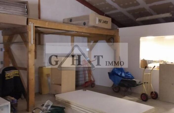 280 M² ATELIER A VENDRE A MONTEVRAIN — photo 4