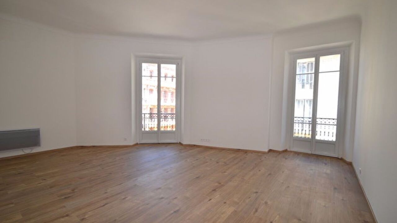 appartement 4 pièces 97 m2 à louer à Nice (06000)