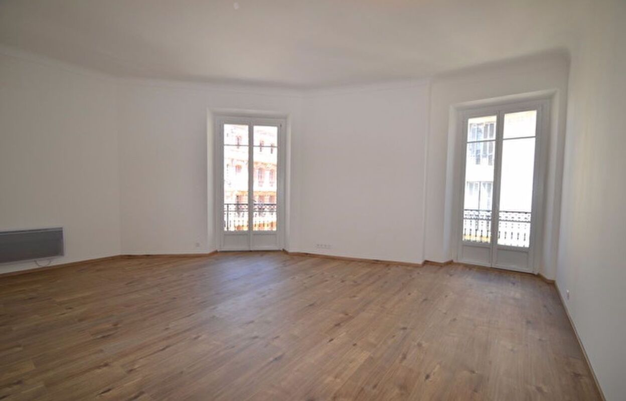 appartement 4 pièces 97 m2 à louer à Nice (06000)