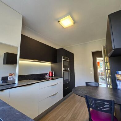 Appartement 4 pièces 225000 €