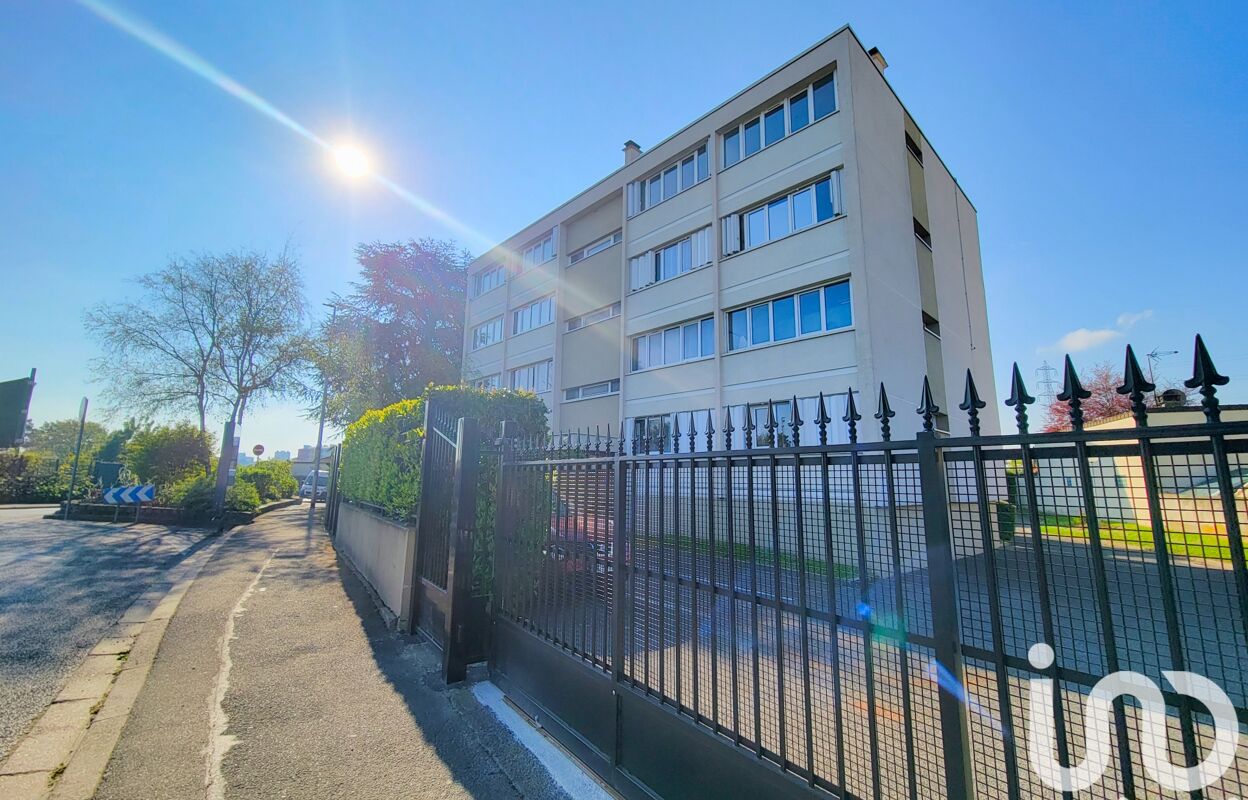 appartement 2 pièces 49 m2 à vendre à Villemomble (93250)