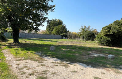 Terrain Cheval Blanc 1260 m2 — photo du bien