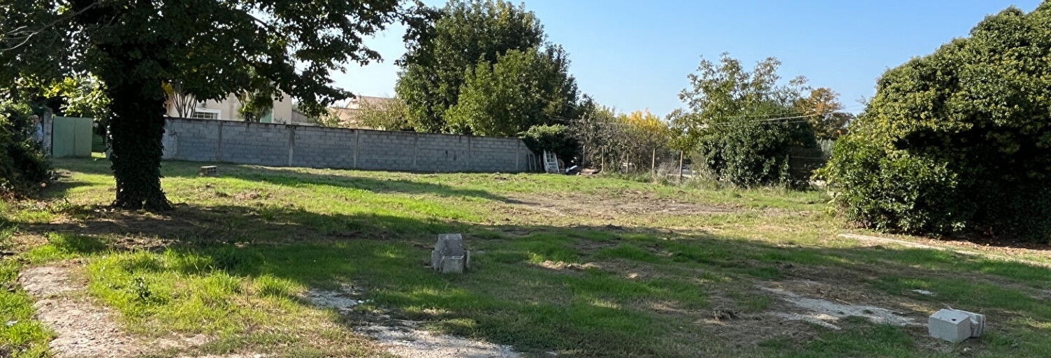 Terrain  1260 m² à vendre à Cheval-Blanc (84460)