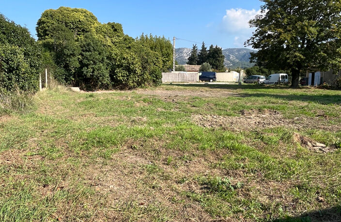 Terrain Cheval Blanc 1260 m2 — photo 2