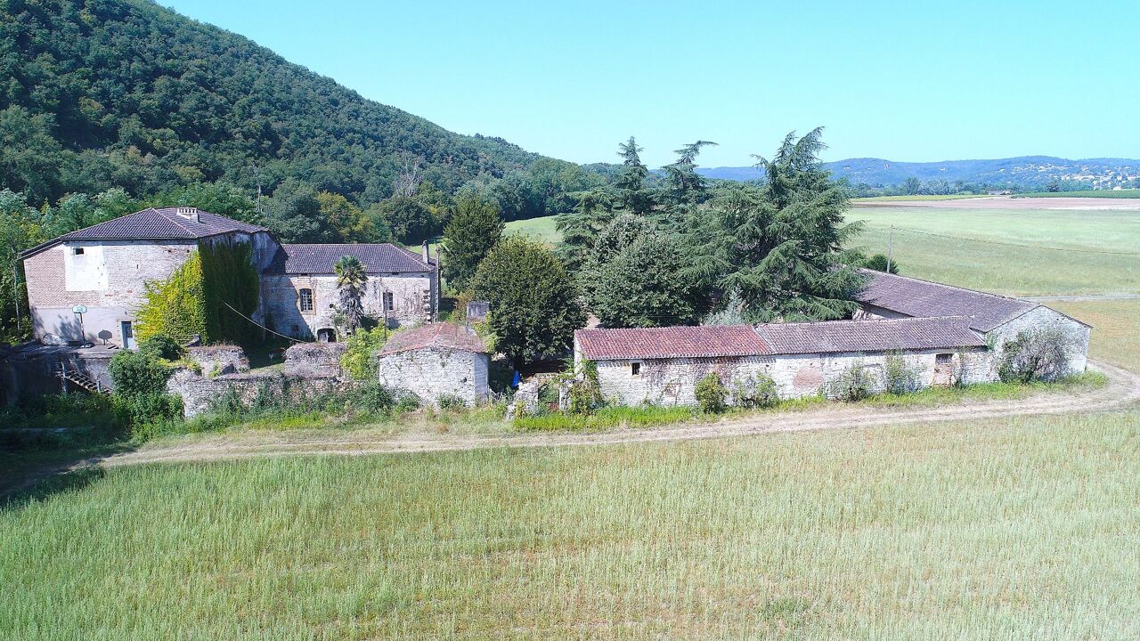 maison 11 pièces 289 m2 à vendre à Cahors (46000)