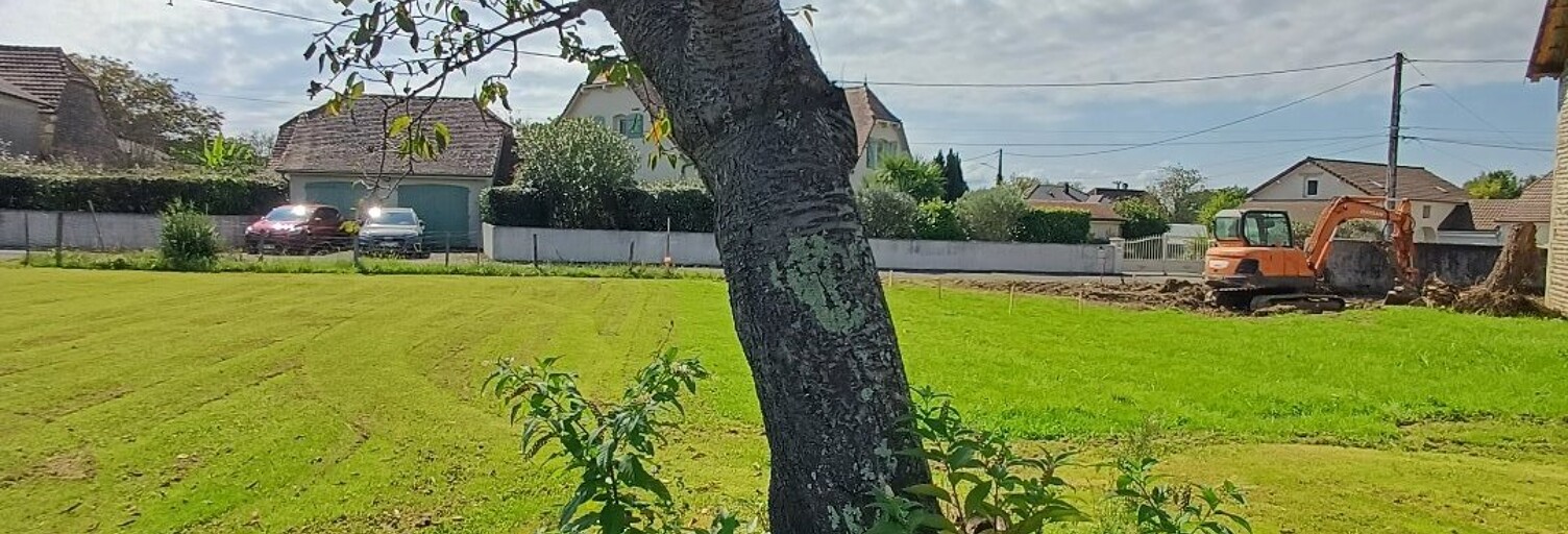 Terrain  710 m² à vendre à Labastide-Cézéracq (64170)