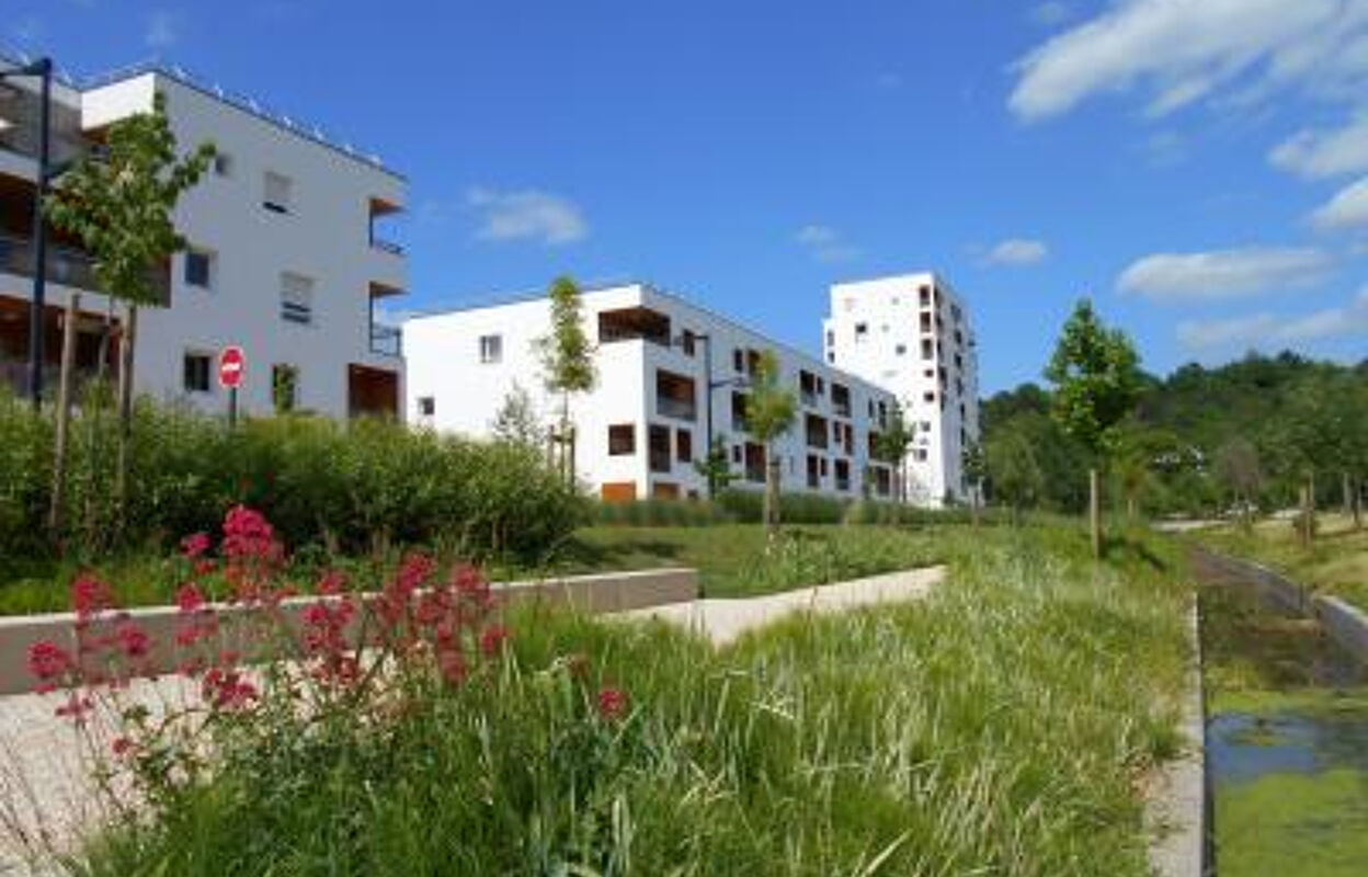 garage  pièces 12 m2 à louer à Floirac (33270)