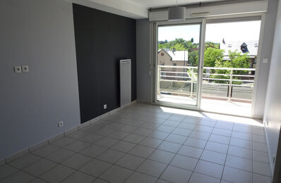 location appartement 445 € CC /mois à proximité de Marcillac-Vallon (12330)