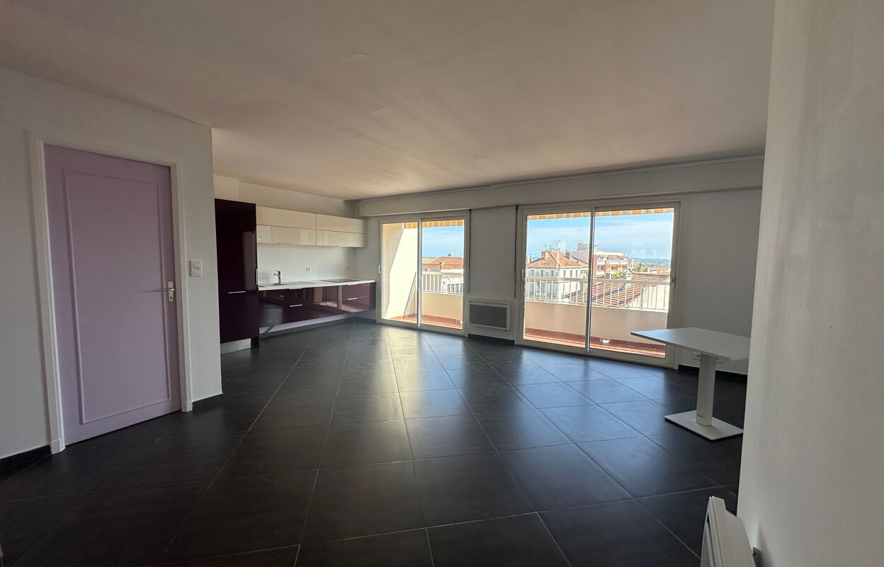 appartement 3 pièces 61 m2 à vendre à Hyères (83400)