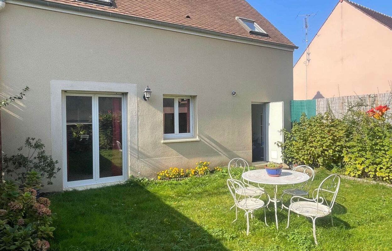 maison 5 pièces 94 m2 à vendre à Saclas (91690)