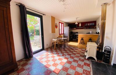 location maison 1 500 € CC /mois à proximité de Sallebœuf (33370)