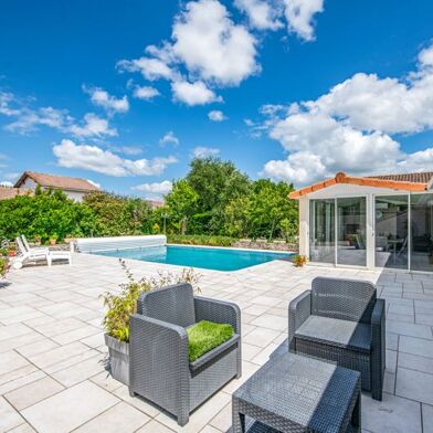 Maison 7 pièces 543400 €