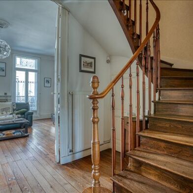 Maison 7 pièces 250000 €