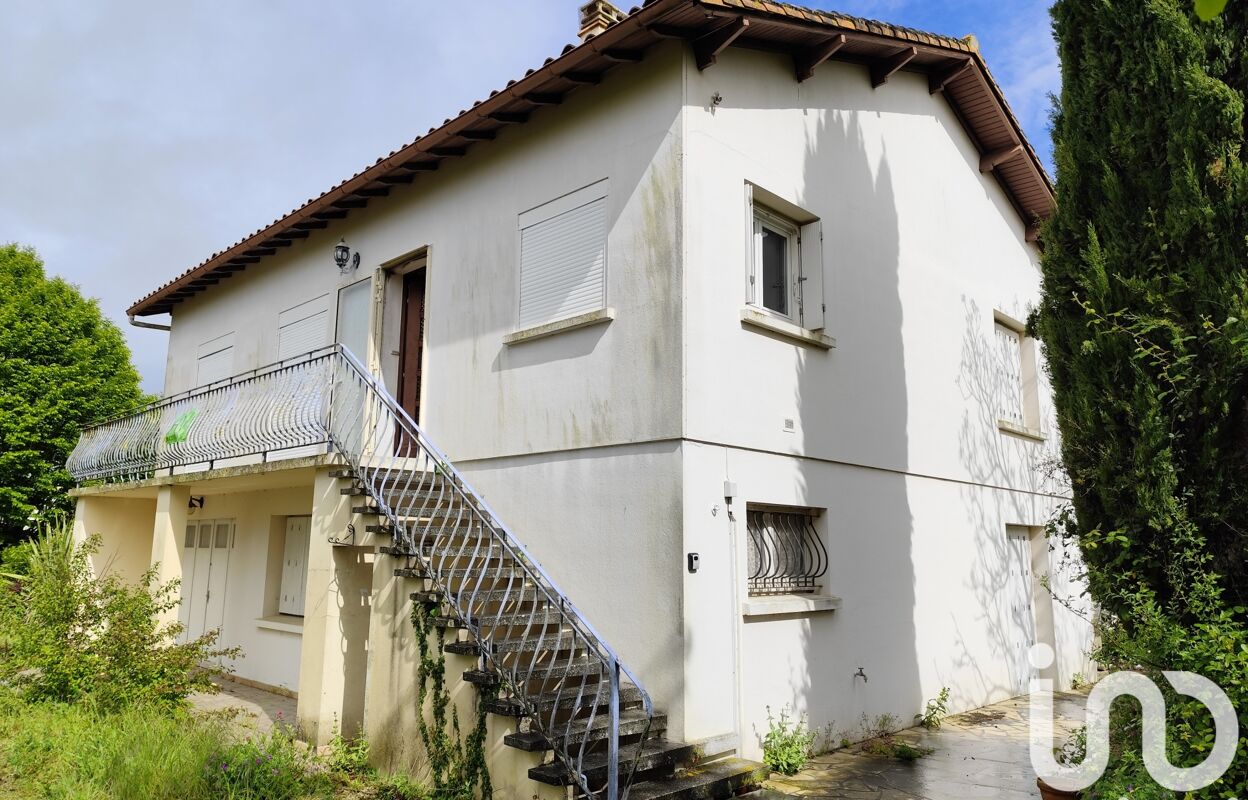 maison 6 pièces 146 m2 à vendre à Loulay (17330)