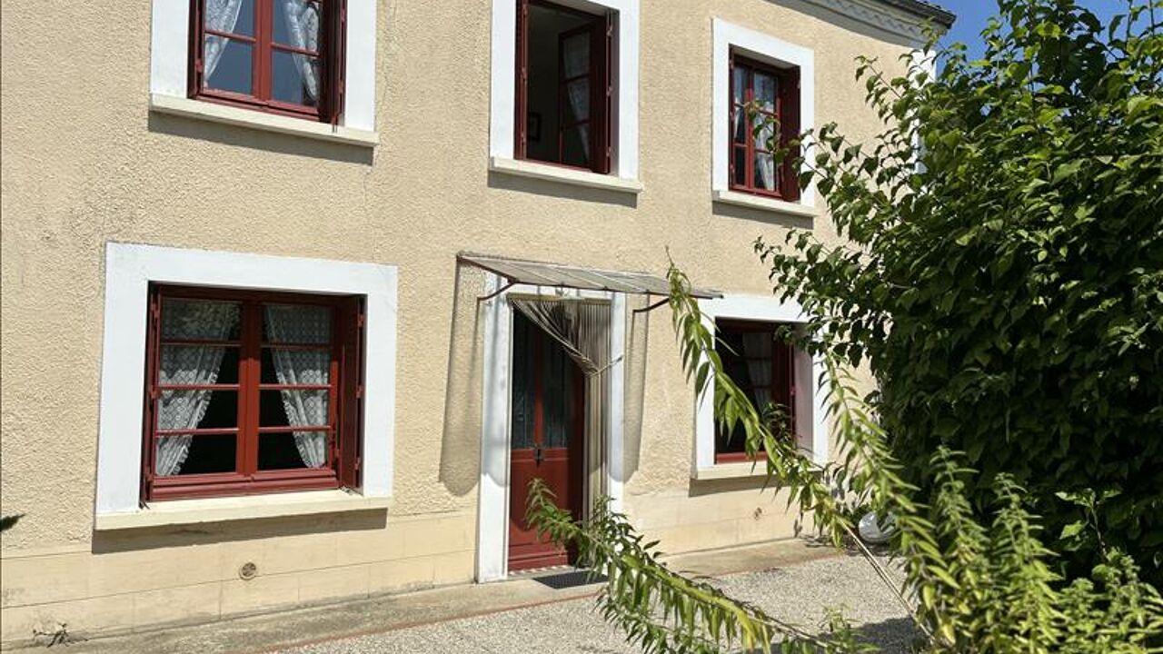 maison 4 pièces 117 m2 à vendre à Aire-sur-l'Adour (40800)