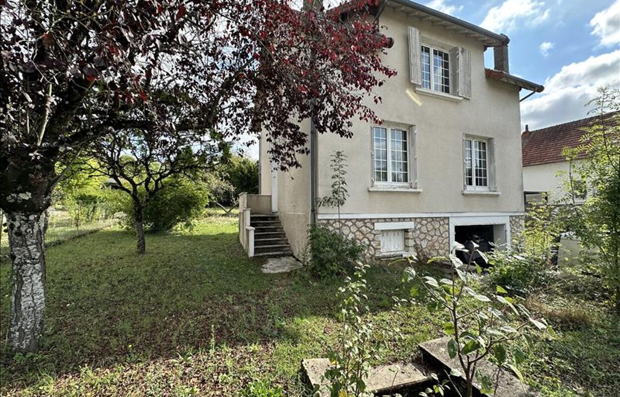 maison 5 pièces 96 m2 à vendre à Saint-Florent-sur-Cher (18400)