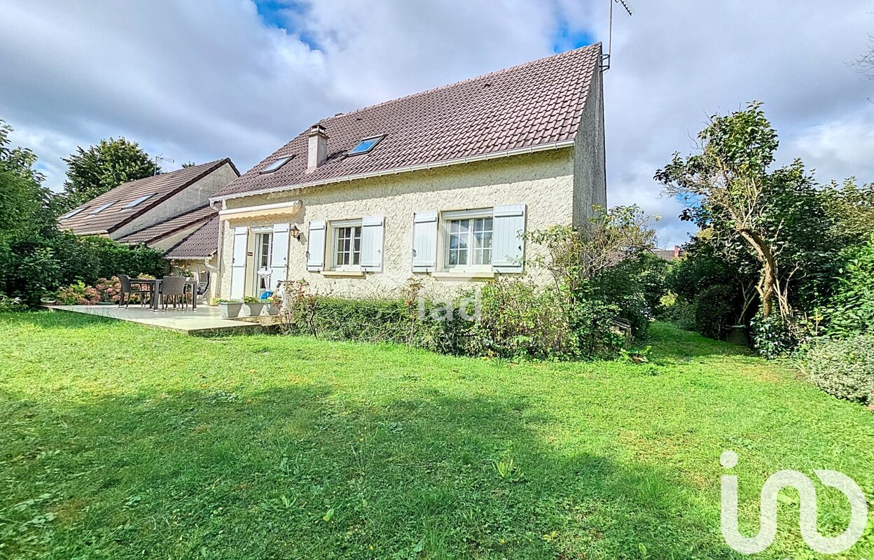 maison 7 pièces 114 m2 à vendre à La Queue-en-Brie (94510)