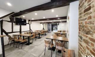 Commerce  121 m² à vendre à Bourg-en-Bresse (01000)