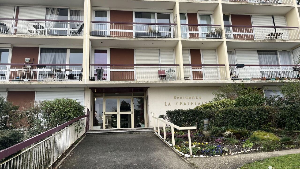 appartement 2 pièces 43 m2 à louer à Avon (77210)