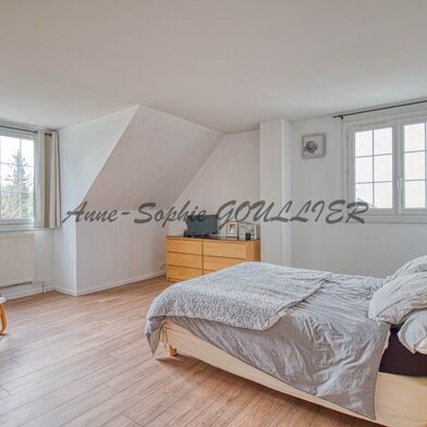 Maison 7 pièces 145 m²