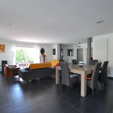 Maison 4 pièces 140 m²